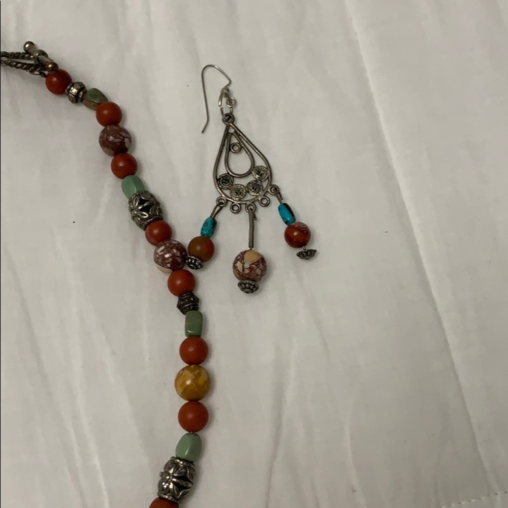 Jewelry - Picture 5 of 7